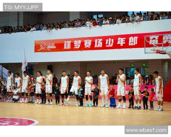 以足球球星挂图点亮热血青春激发运动激情与无限梦想