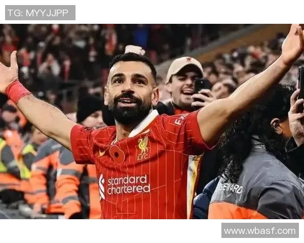 萨拉赫领衔埃及国家队冲击世界杯新篇章 展现足坛巨星风采