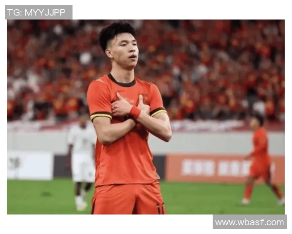 中国足球帅气球星风采展现引领足球潮流热潮